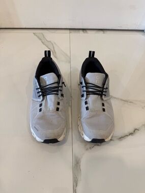 On Cloud Waterproof Running Sneakers